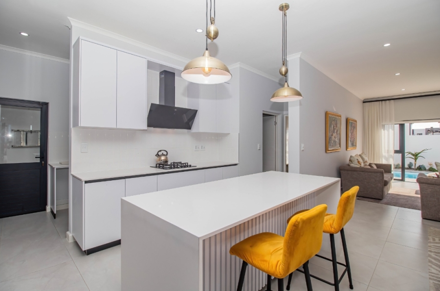 4 Bedroom Property for Sale in Sandown Western Cape